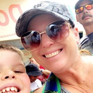 Meet your Posher, Tonya